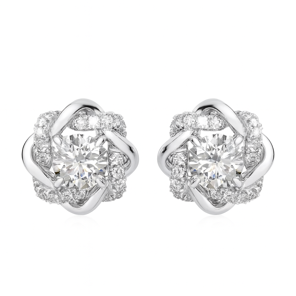 Les clous d'oreilles Angelica en moissanite et zircon scintillent en argent 925