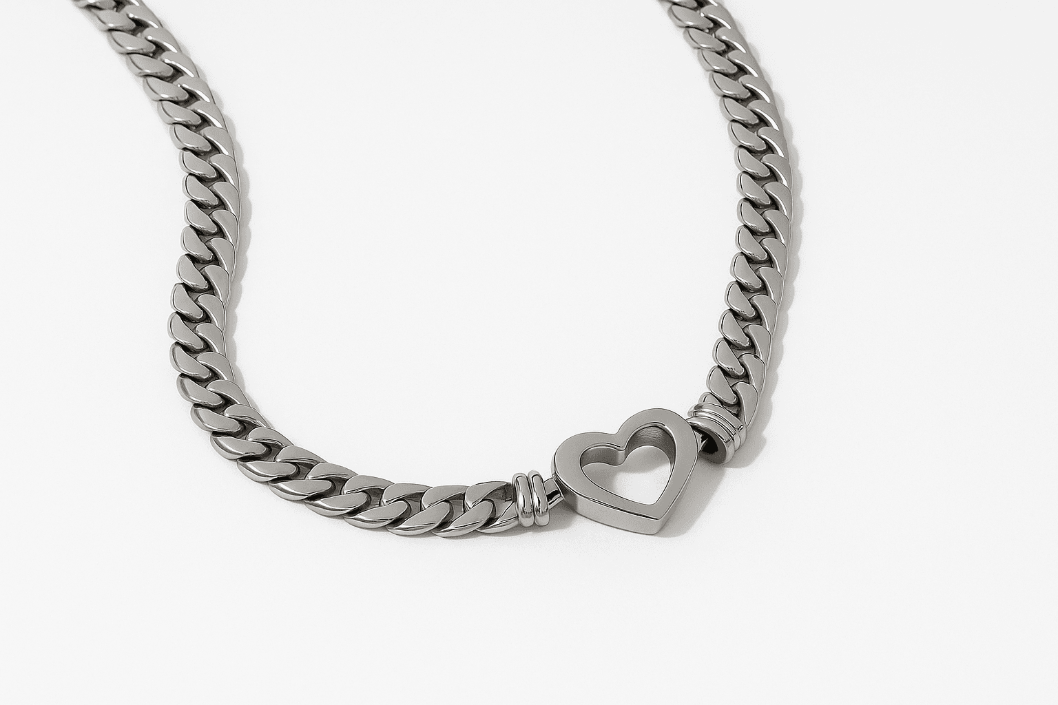 The Lovely Heart Necklace thumbnail 4