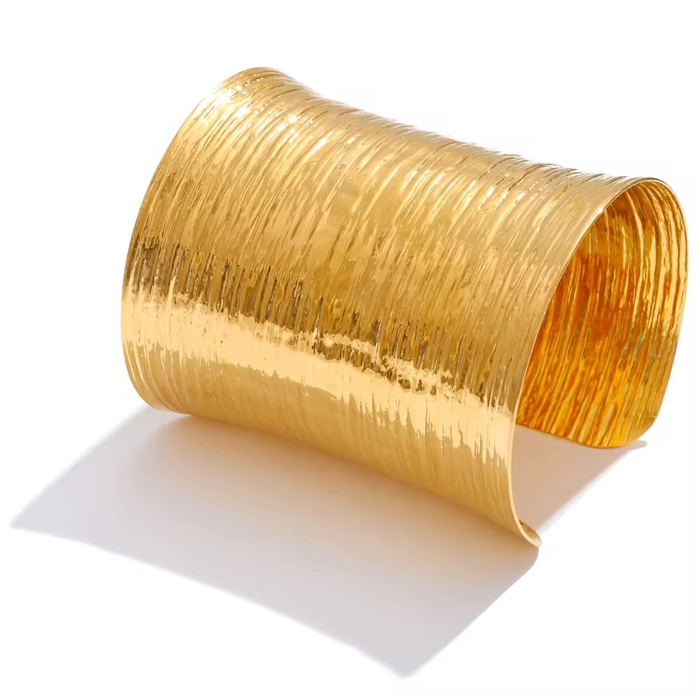 The Majestic Bracelet - Image 1