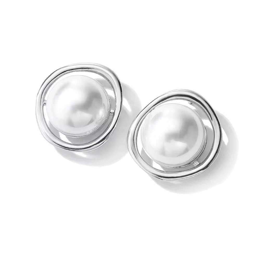 Aya stud Earrings for Everyday Styled